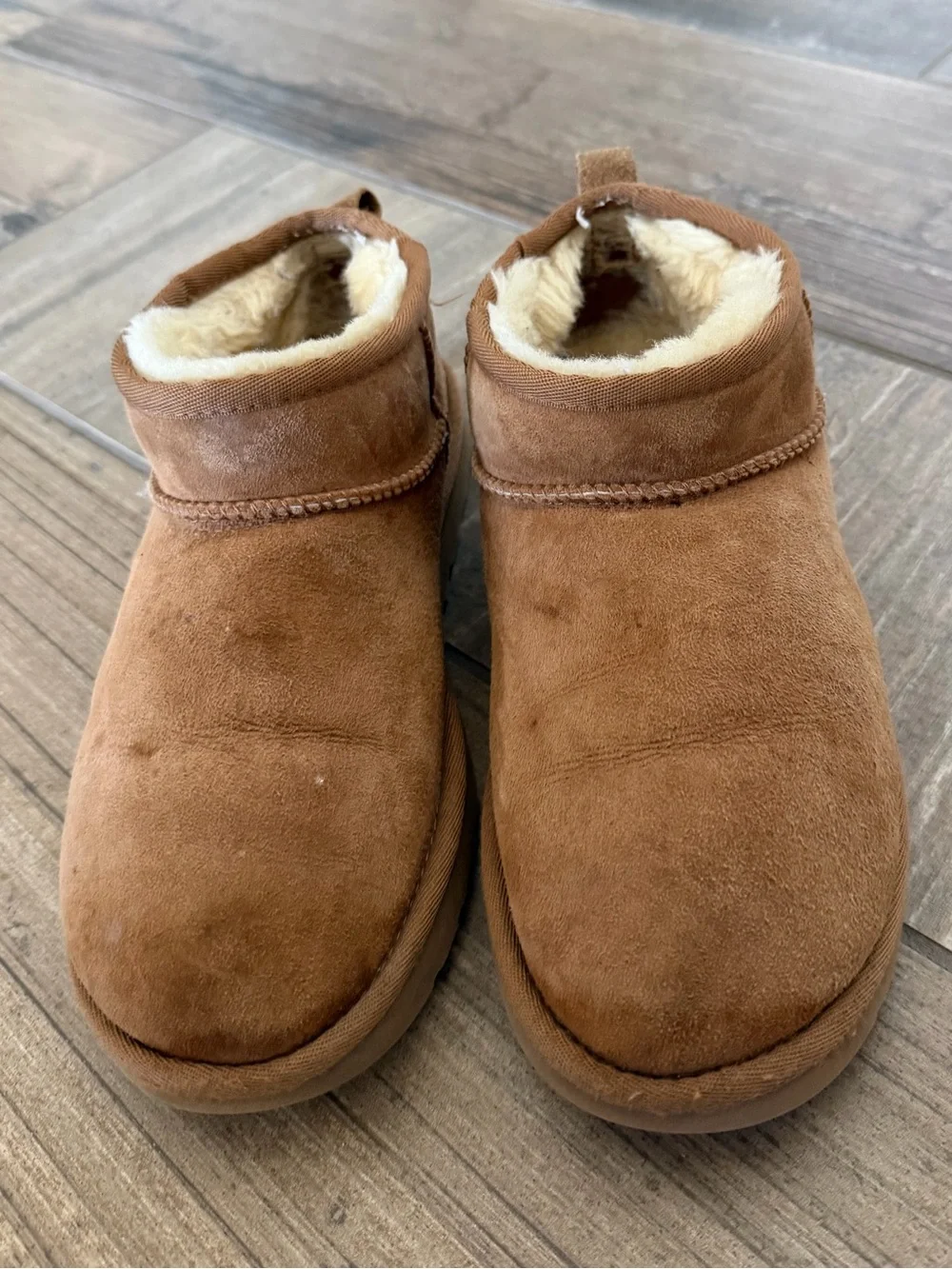 Ugg Classic Ultra Mini Women’s size 7